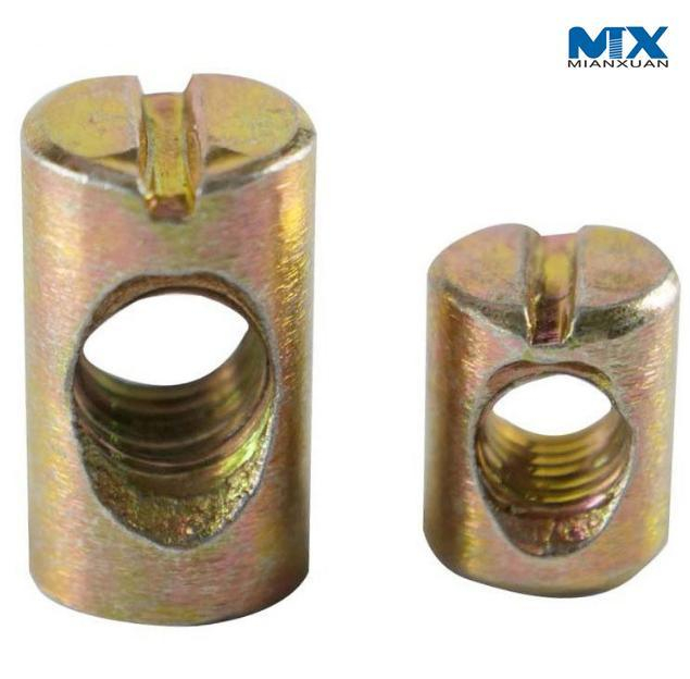 Tuercas martillo para pernos en muebles