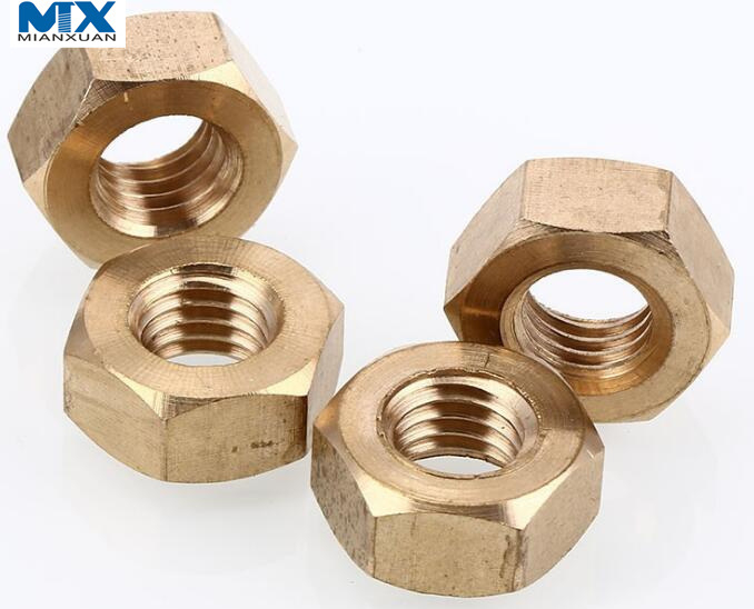Tuercas hexagonales de latón para construcción