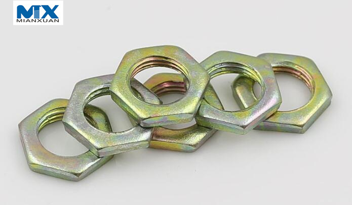 Tuercas delgadas hexagonales biseladas: productos de grados a y B
