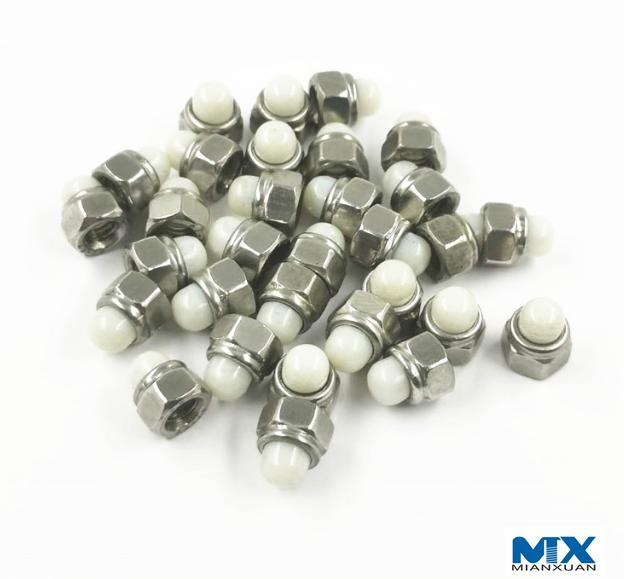 Tuercas ciegas abovedadas hexagonales de tipo par predominante