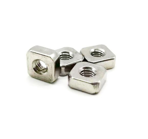 Tuercas cuadradas de acero inoxidable para muebles