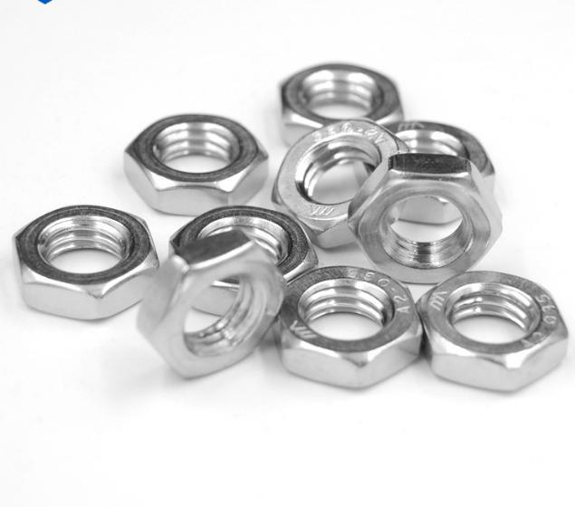 Tuercas delgadas hexagonales de acero inoxidable estándar DIN