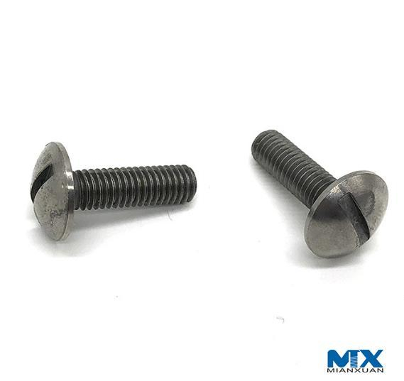 Tornillos para tejados con ranura