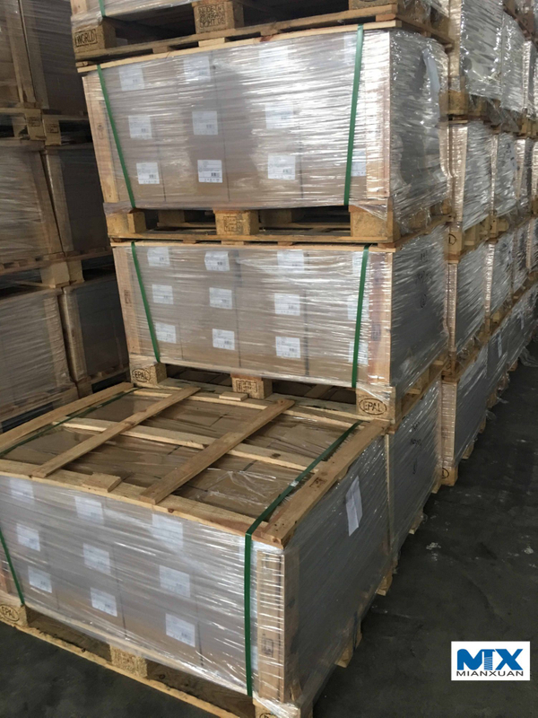 Tuercas hexagonales con brida para automóvil