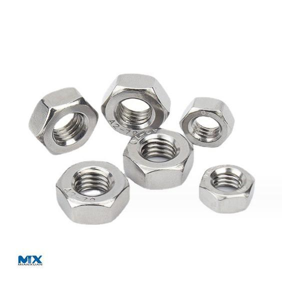 Tuercas hexagonales: producto grado C, M5 a M54