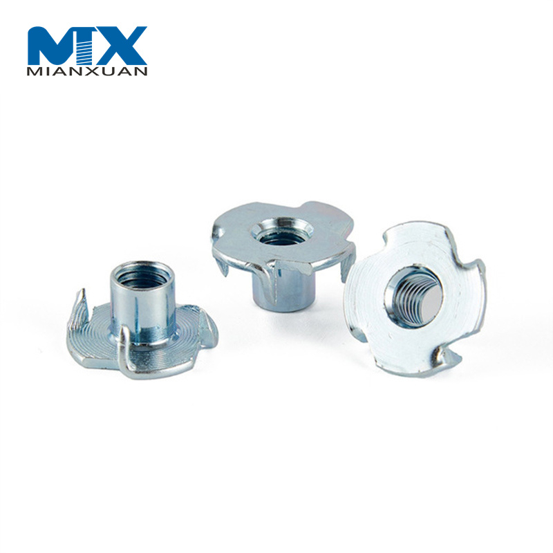 Tuerca en T de acero inoxidable M3 ~ M12 de acero al carbono de cuatro garras DIN1624
