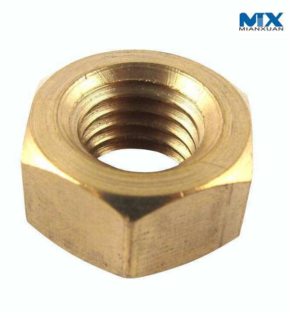Tuercas hexagonales de latón para tuberías