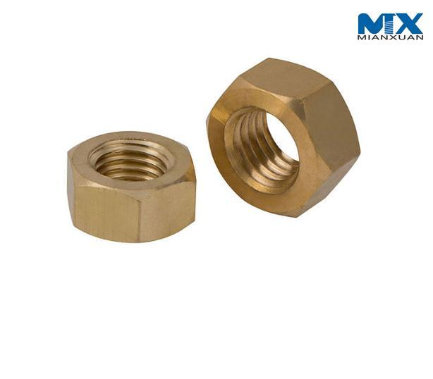 Tuercas hexagonales de latón para tuberías