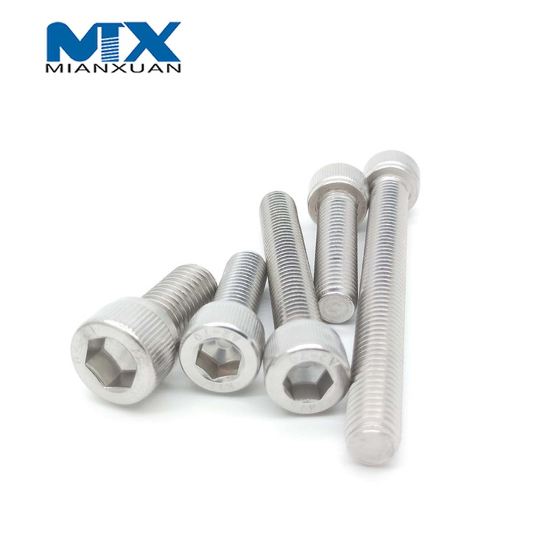 Perno de tornillo de máquina DIN7984 de acero inoxidable