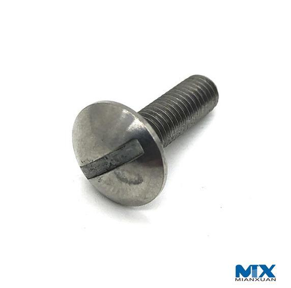 Tornillos para tejados con ranura