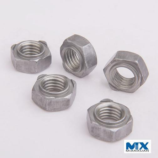 Tuercas soldadas hexagonales para muebles