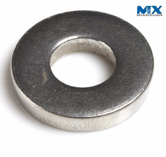 Producto Grado a, hasta dureza 250 Hv, principalmente para tornillos con cabeza de queso