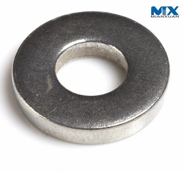 Producto Grado a, hasta dureza 250 Hv, principalmente para tornillos con cabeza de queso
