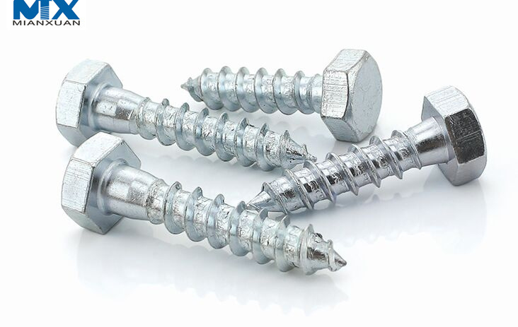 Tornillos de cabeza hexagonal para madera