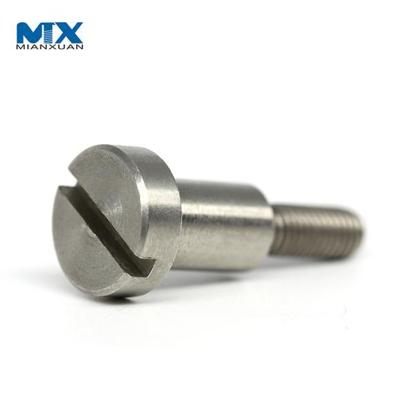 Tornillos con cabeza hueca hexagonal o ranura para tornillos