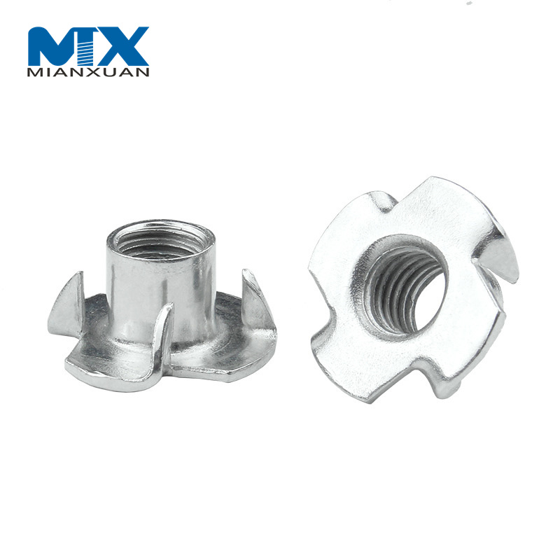 Tuerca en T de acero inoxidable M3 ~ M12 de acero al carbono de cuatro garras DIN1624