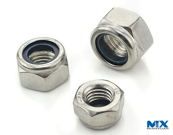 Tuercas hexagonales tipo estándar DIN con inserto no metálico
