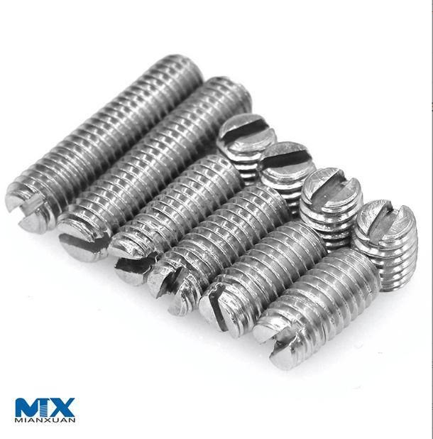 Tornillos de fijación ranurados con punta plana