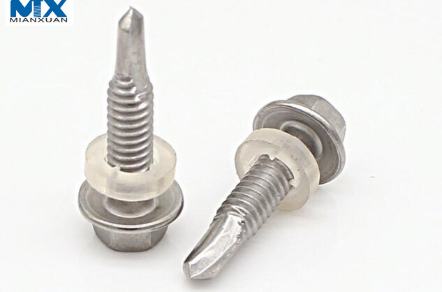 Tornillos con cabeza de arandela hexagonal con brida y arandela redonda