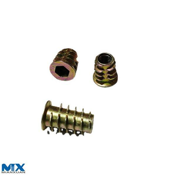 Tuercas hexagonales especiales para muebles