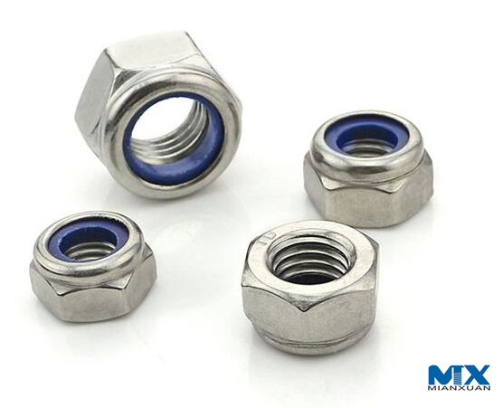 Tuercas hexagonales tipo estándar DIN con inserto no metálico