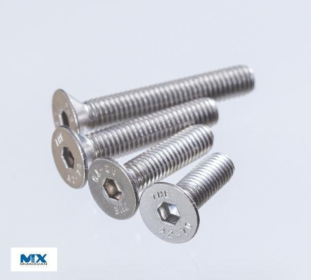 Tornillos avellanados de acero inoxidable