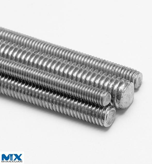 Varillas roscadas de acero inoxidable B8/B8m